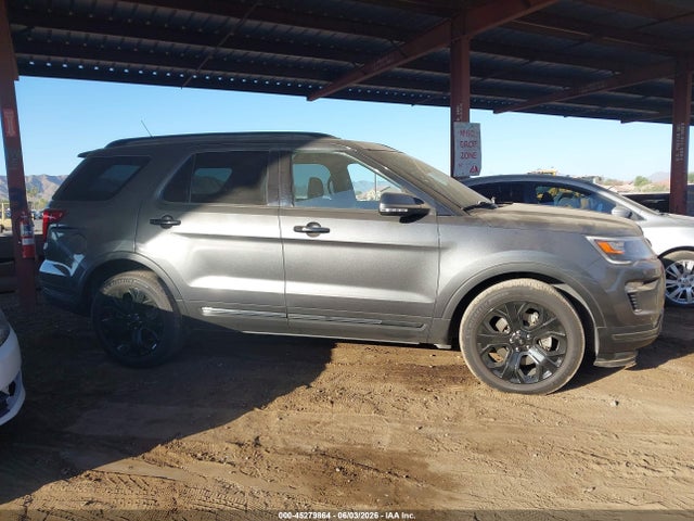 Ford Explorer Sport