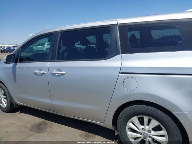 Kia Sedona L