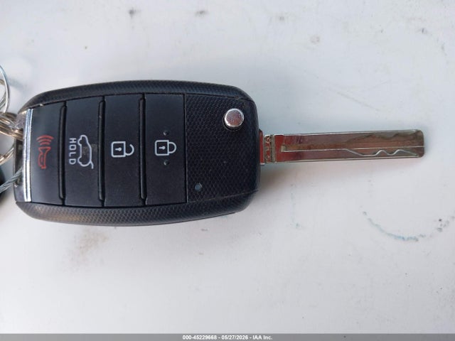 Kia Sedona L
