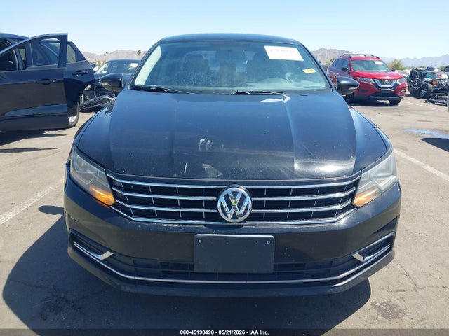 Volkswagen Passat 1.8t S