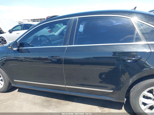 Volkswagen Passat 1.8t S