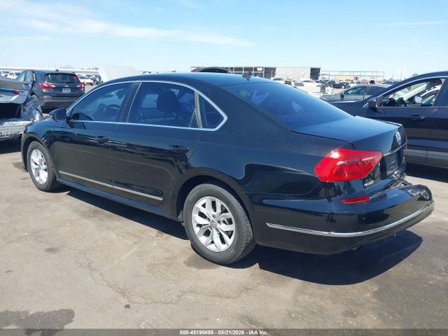 Volkswagen Passat 1.8t S