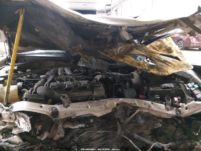 Toyota Camry Xle V6