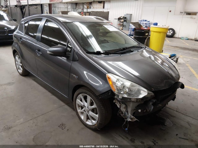 Salvage Toyota Prius c Image