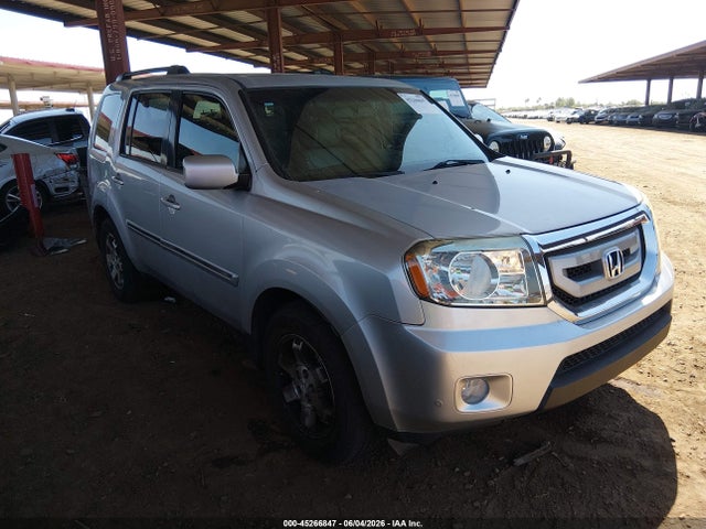 Salvage Honda Pilot Image