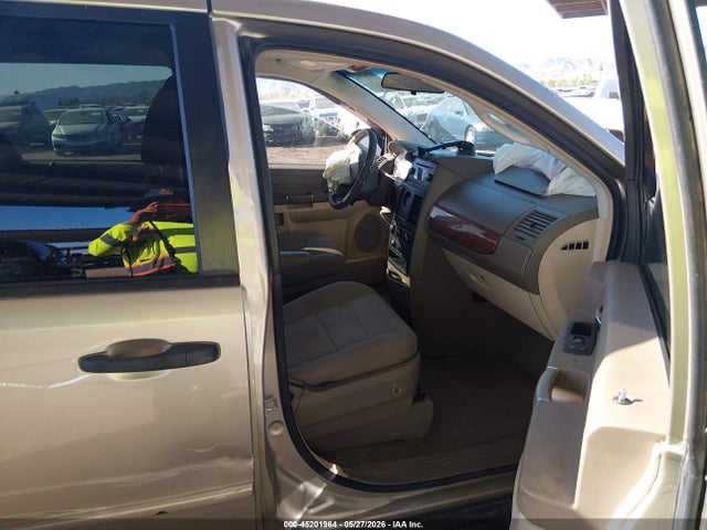 Chrysler Town & Country Lx