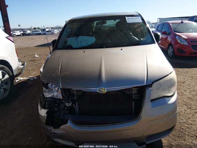 Chrysler Town & Country Lx