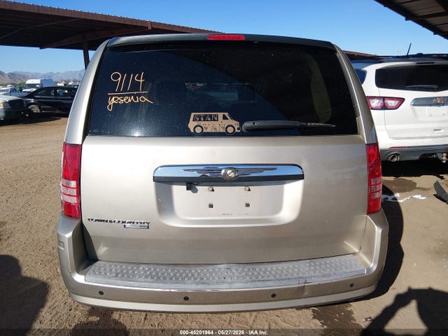 Chrysler Town & Country Lx