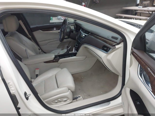 Cadillac XTS Premium