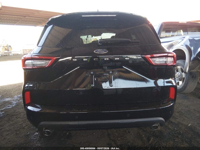Ford Escape St-line