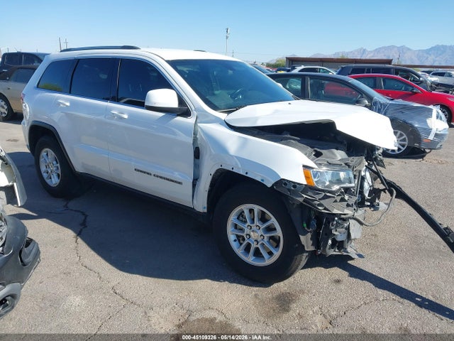 Salvage Jeep Grand Cherokee Image