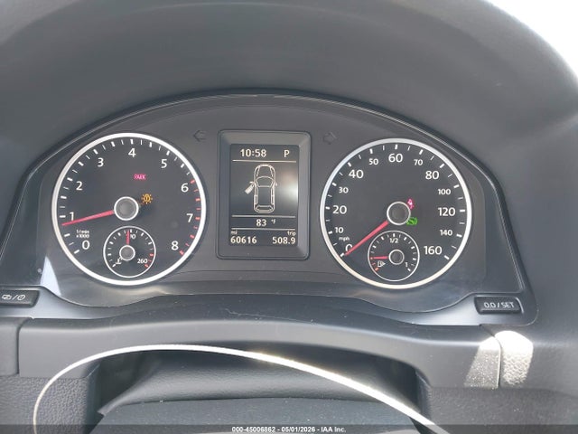 Volkswagen Tiguan S