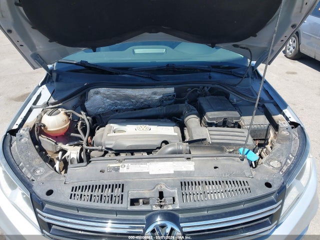 Volkswagen Tiguan S