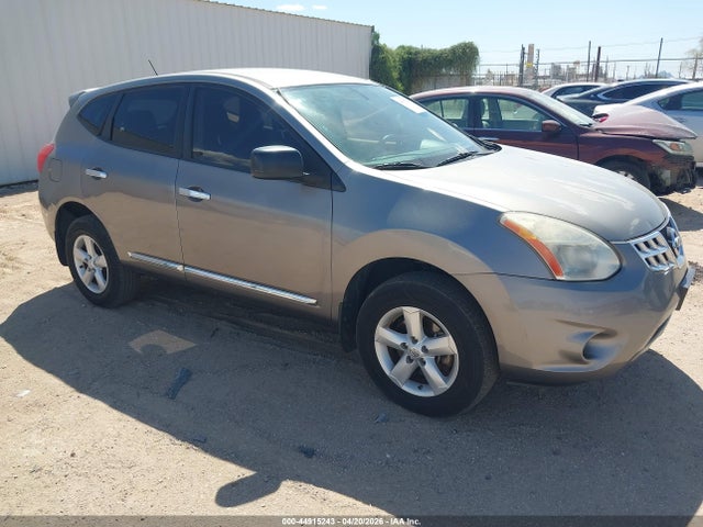 Salvage Nissan Rogue Image