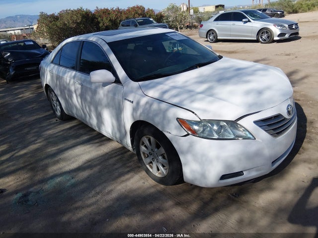 Salvage Toyota Camry Image