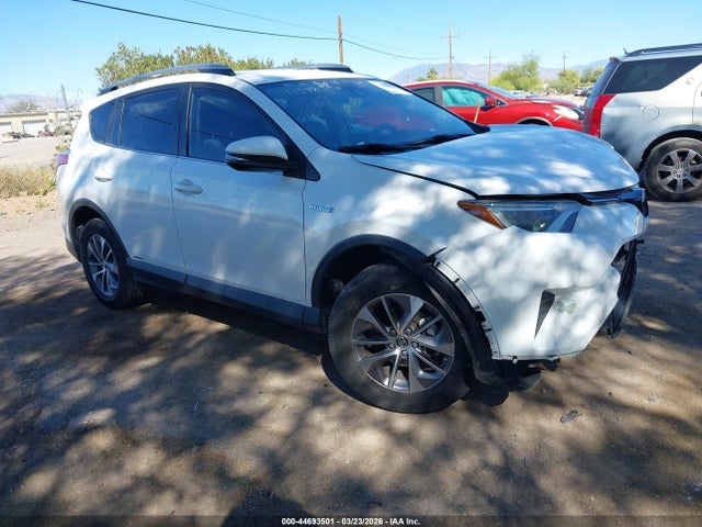 Salvage Toyota RAV4 Image