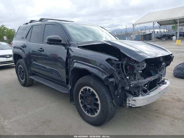Salvage Toyota 4Runner Image
