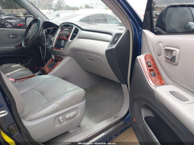 Toyota Highlander Limited V6