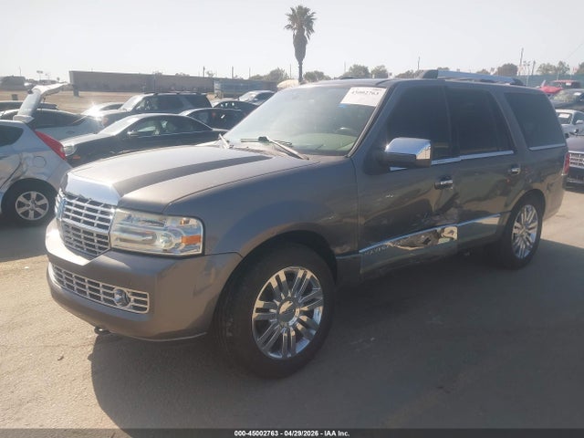 Lincoln Navigator