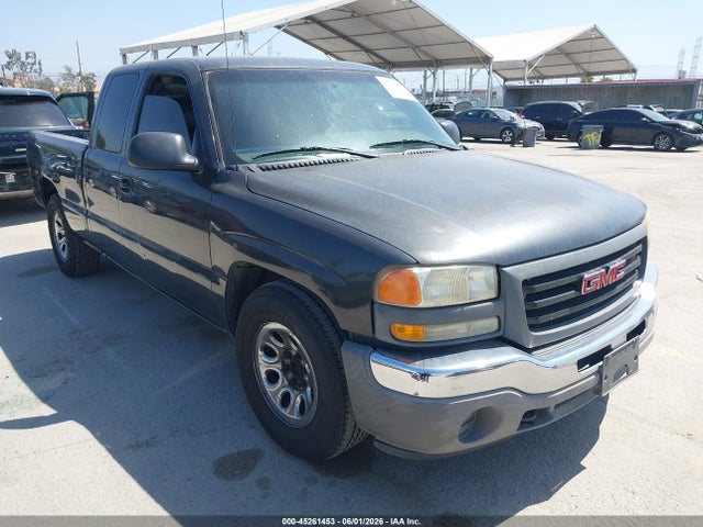 Salvage GMC Sierra 1500 Image