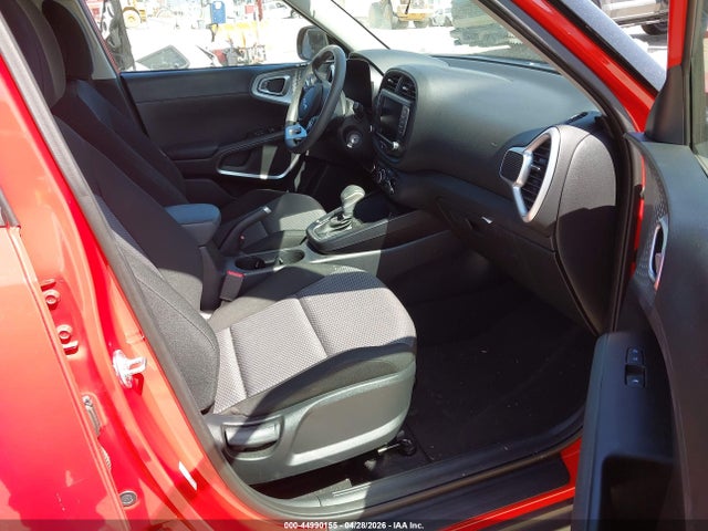 Kia Soul Lx