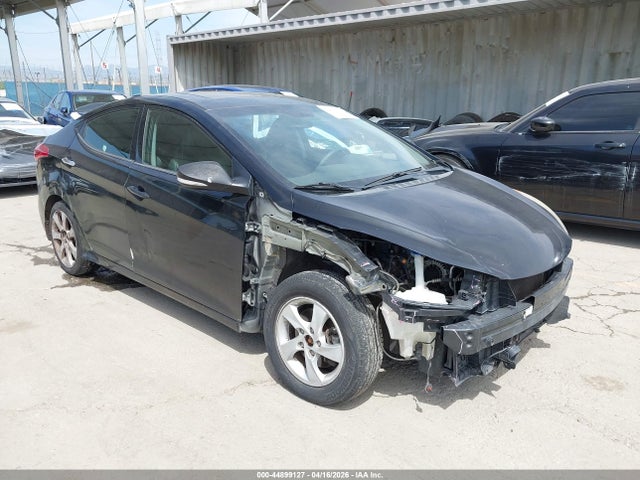 Salvage Hyundai ELANTRA Image