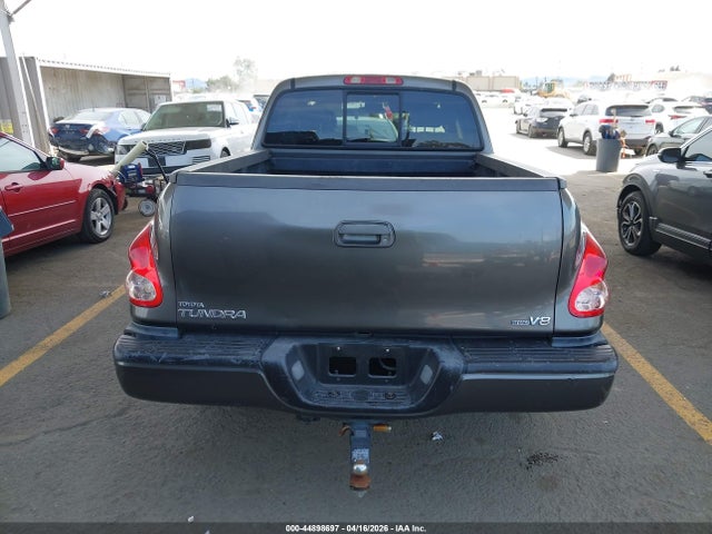 Toyota Tundra Limited V8