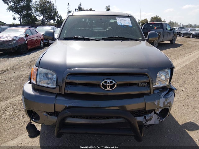 Toyota Tundra Limited V8