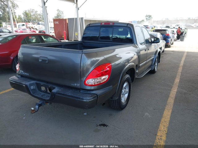 Toyota Tundra Limited V8