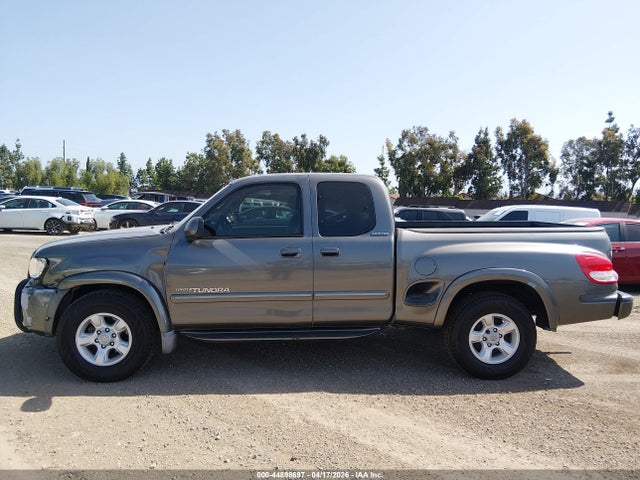 Toyota Tundra Limited V8