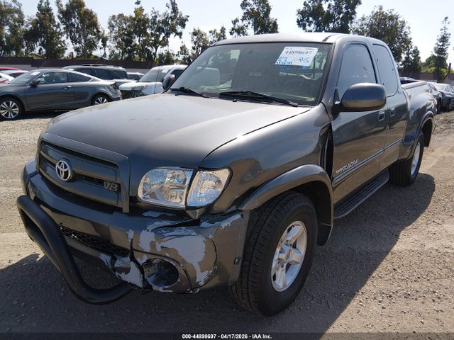 Toyota Tundra Limited V8