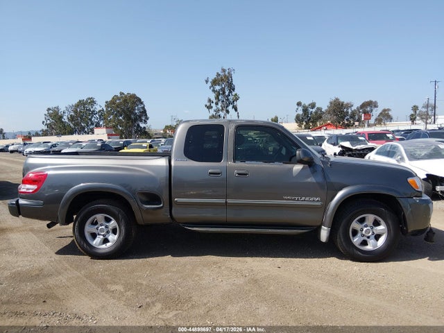 Toyota Tundra Limited V8