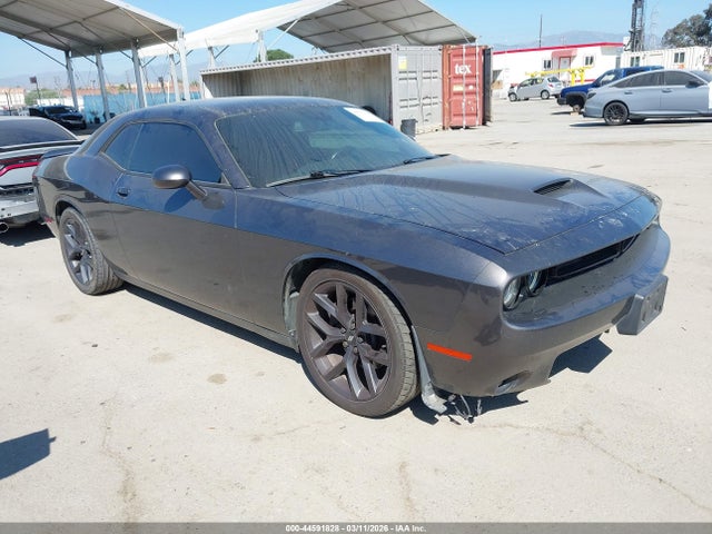 Salvage Dodge Challenger Image