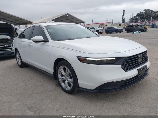 Salvage Honda Accord Image
