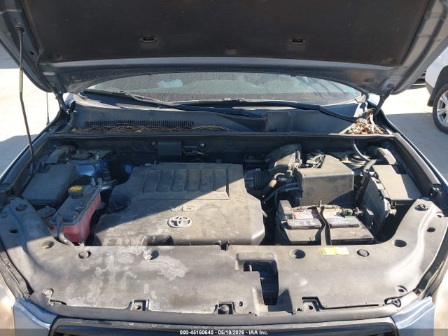 Toyota RAV4 Sport V6