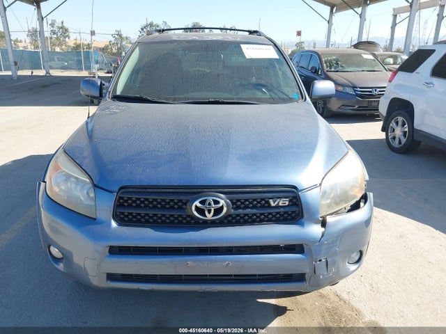 Toyota RAV4 Sport V6