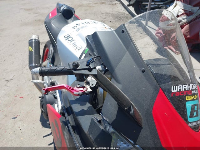 Aprilla RSV4 RR