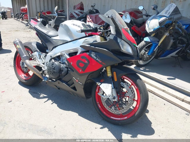 Salvage Aprilla RSV4 RR Image