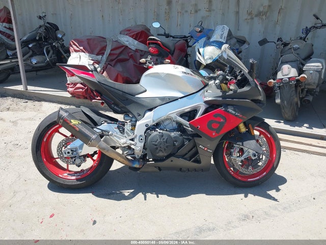 Aprilla RSV4 RR