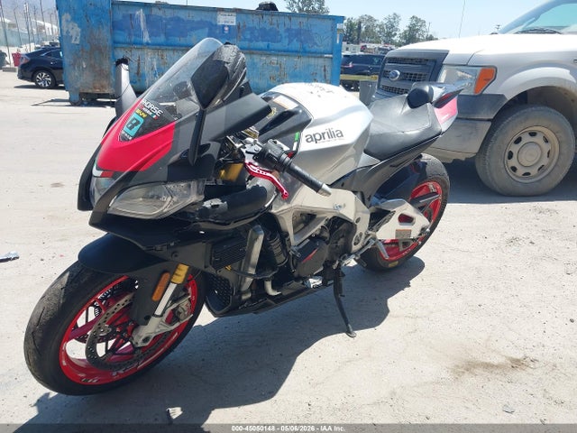 Aprilla RSV4 RR