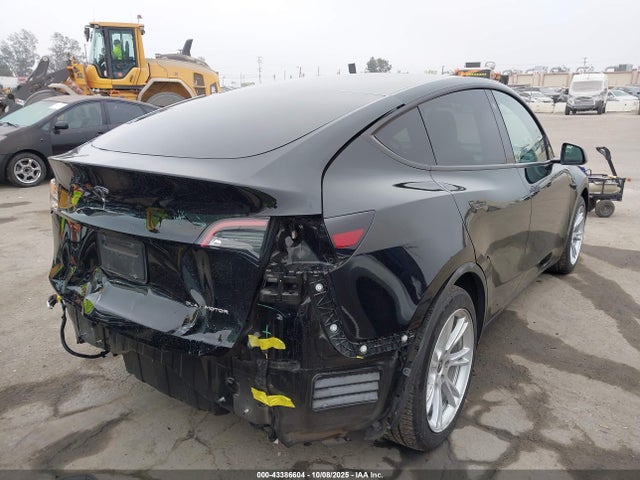 Tesla Model Y Long Range Dual Motor All-wheel Drive