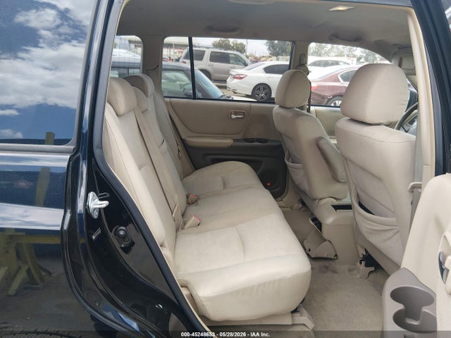 Toyota Highlander Sport V6
