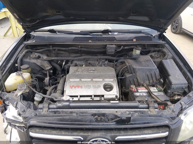 Toyota Highlander Sport V6