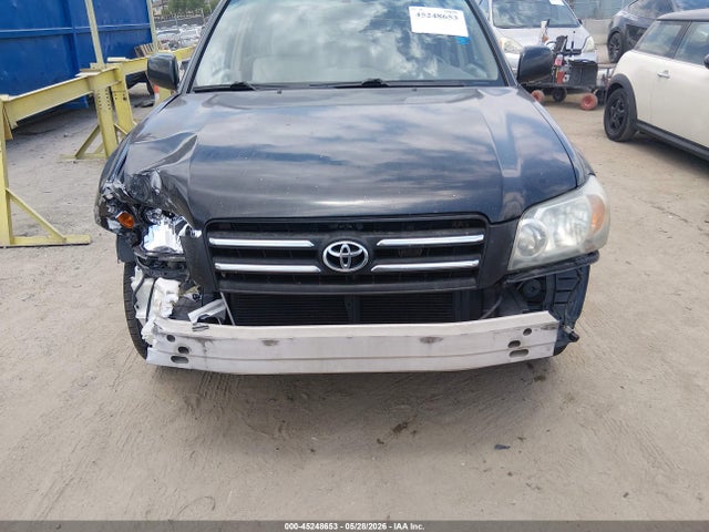 Toyota Highlander Sport V6