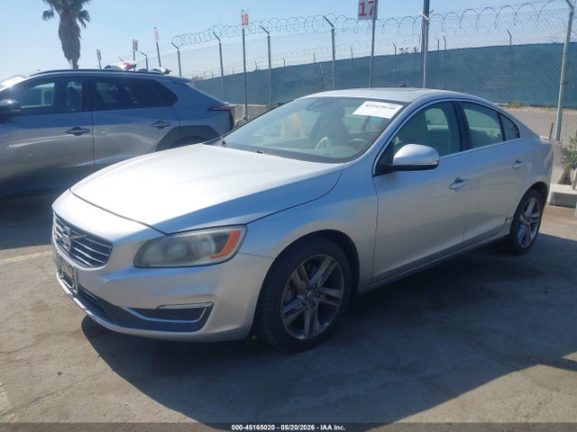 Volvo S60 T5