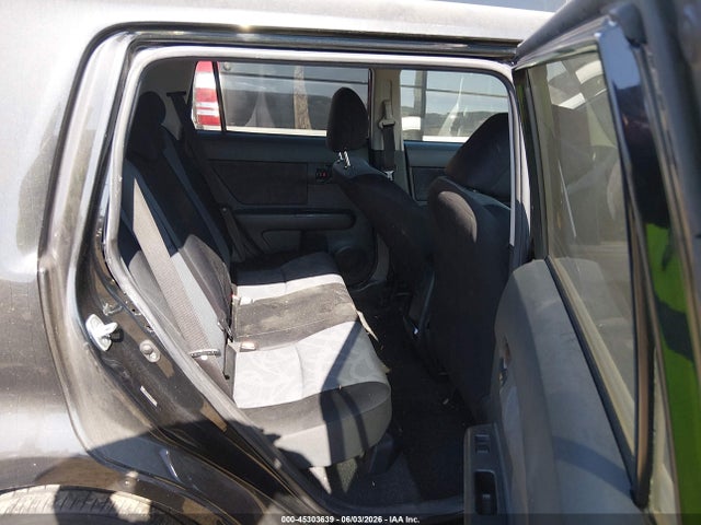 Scion xB