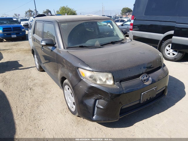 Salvage Scion xB Image