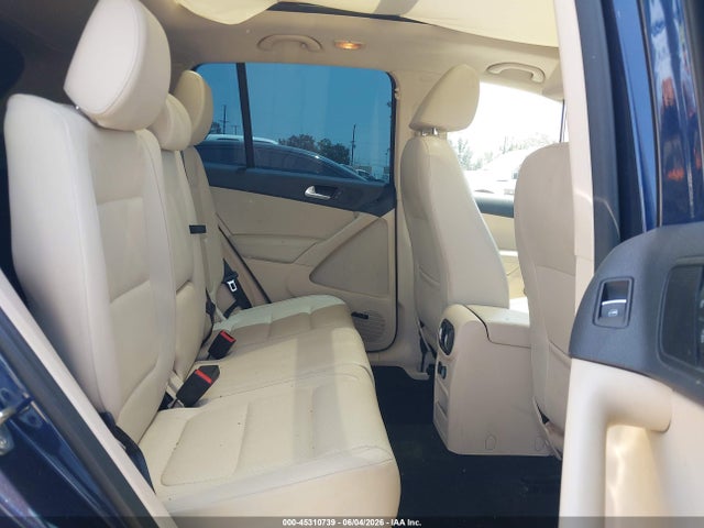 Volkswagen Tiguan Sel
