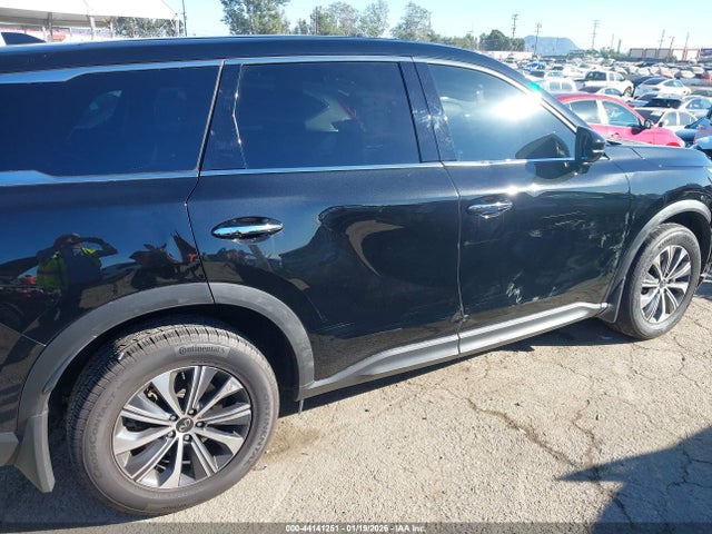 INFINITI Qx Pure