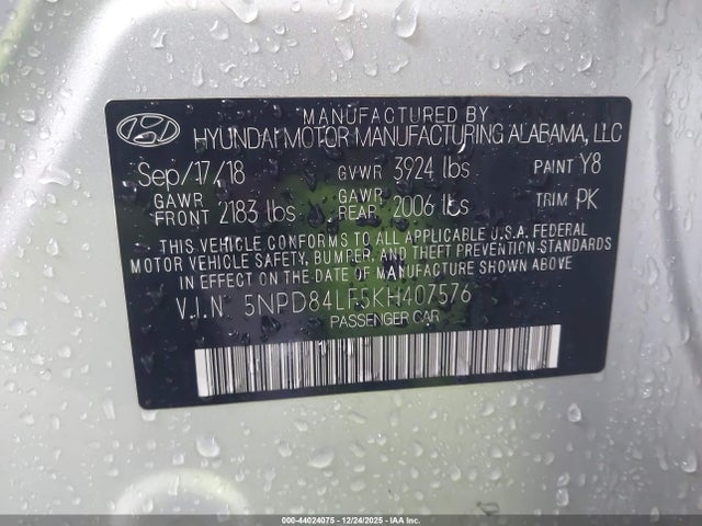 Hyundai ELANTRA Sel